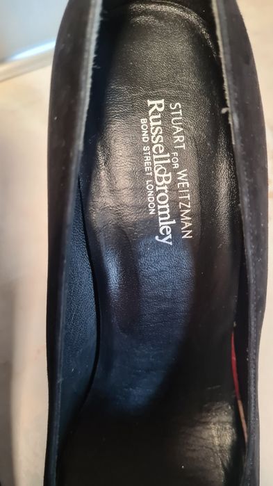 Pantofi eleganți nepurtati