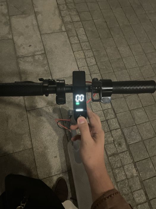 Электро самокат дешево 150$ торг есть