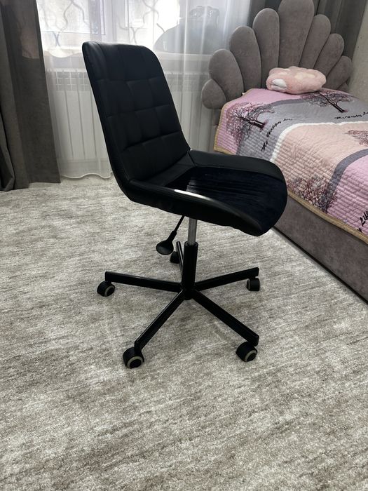 Продам Офисное кресло, стул