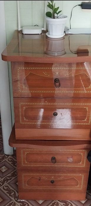 Такта матраспен 2 тумбочкасымен