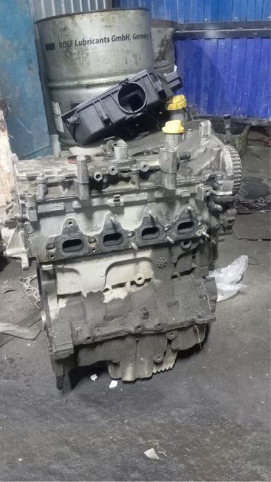Продам двигатель на запчасти