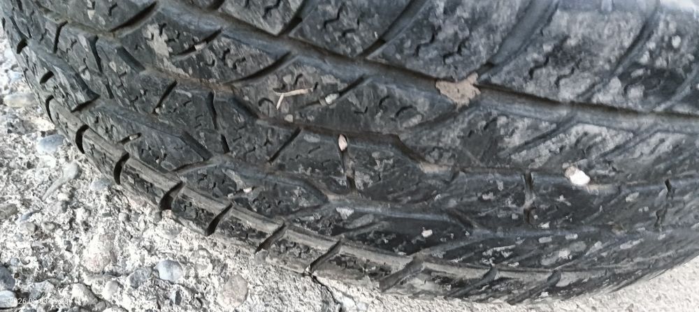 Продам 235/75 R15