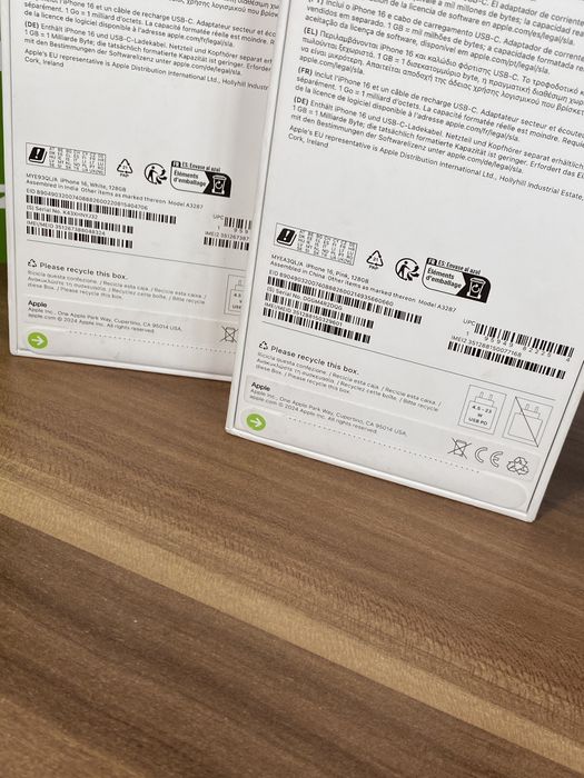 iPhone 16 • 128 GB • White