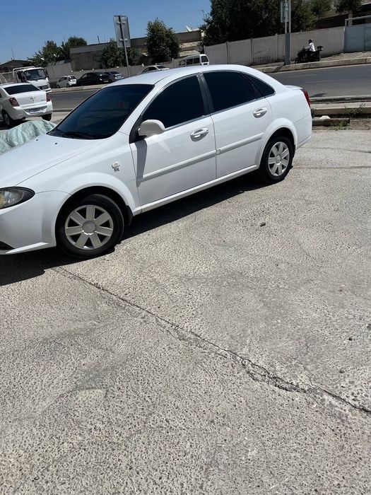 Chevrolet Jentra — yaxshi holatda!