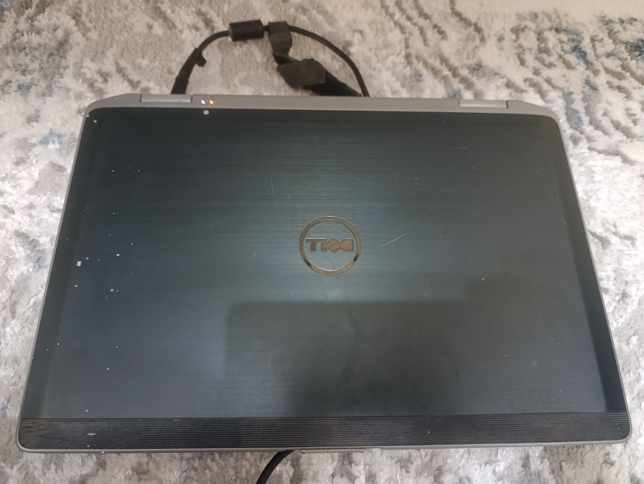 DELL Core i5 Noutbuk