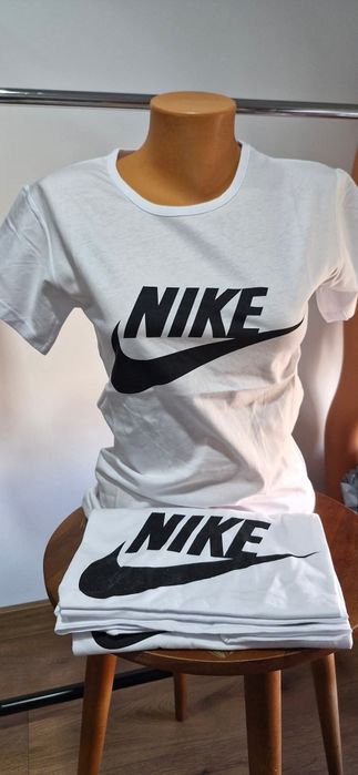 Памучни тениски на едро