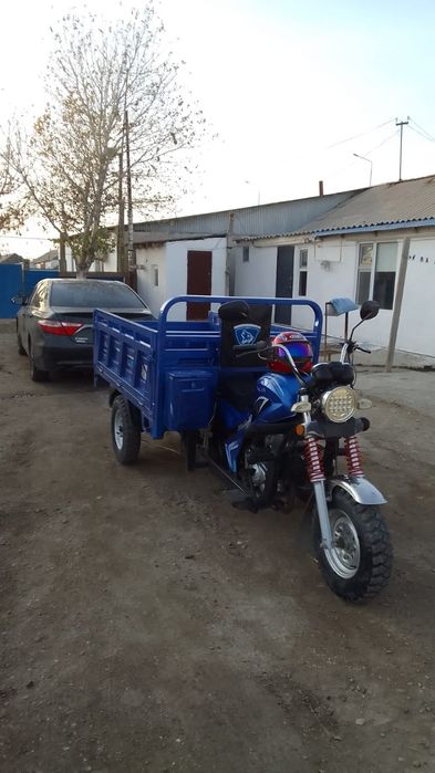 Продаётся трицикл. Самосвал