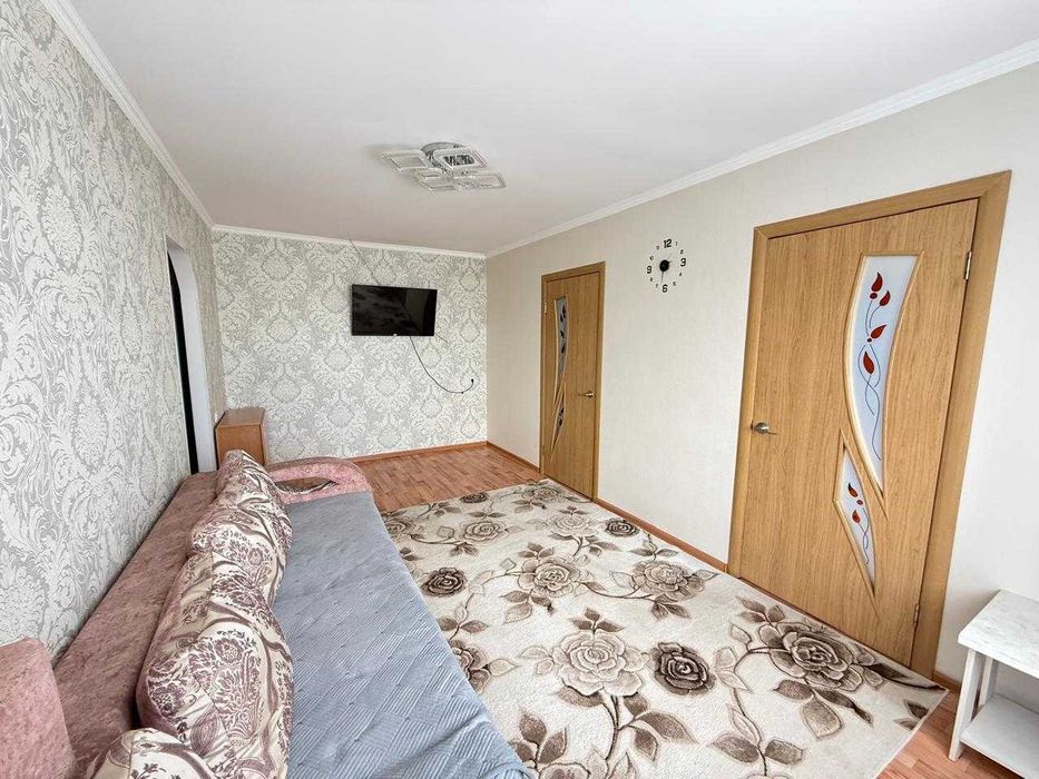 Продам 4 комнатную квартиру