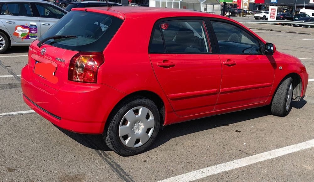 Vind Toyota Corolla