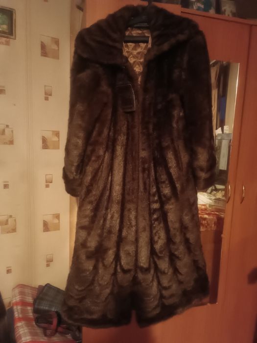 Продам шубу исскуственный мех