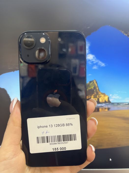 iPhone 13 128Gb в идальном состоянии