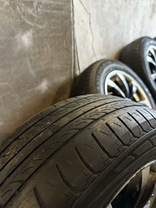 185/65/14 Комплект резины с дисками.