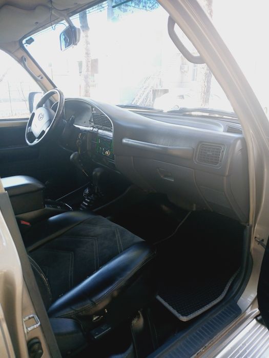 Toyota land cruiser 80