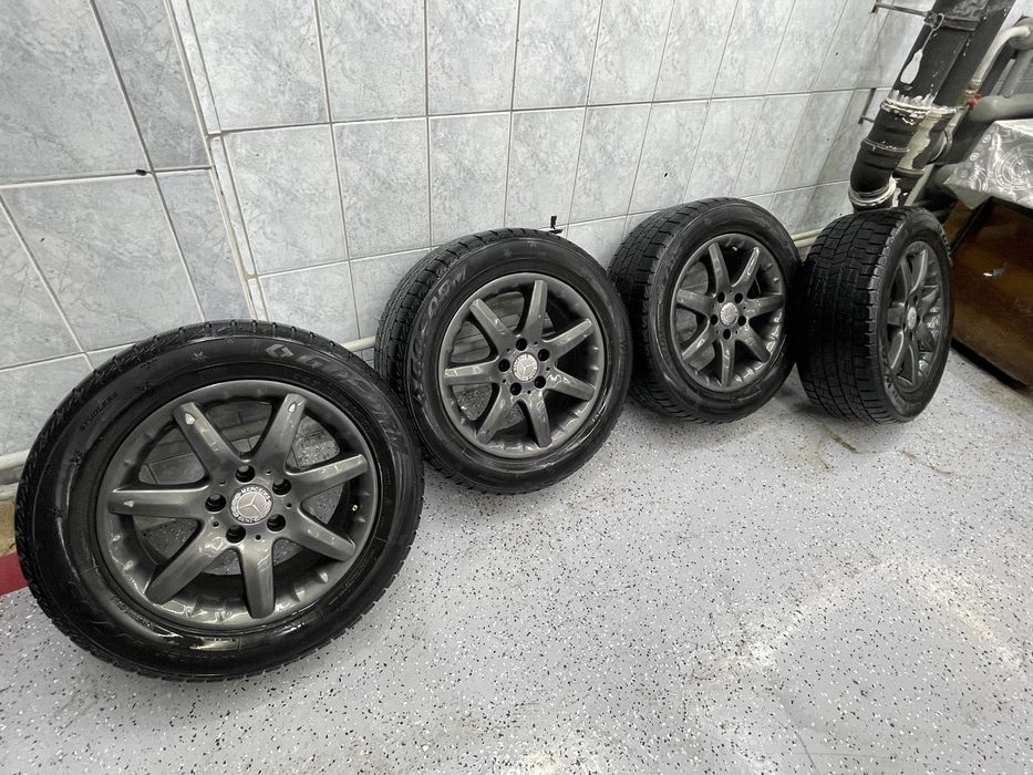 Продам диски с Шинами 225/55/16