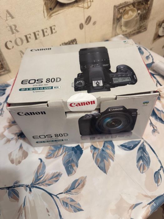 Canon D80+ obiectiv 18-85+ obictiv 50 mm