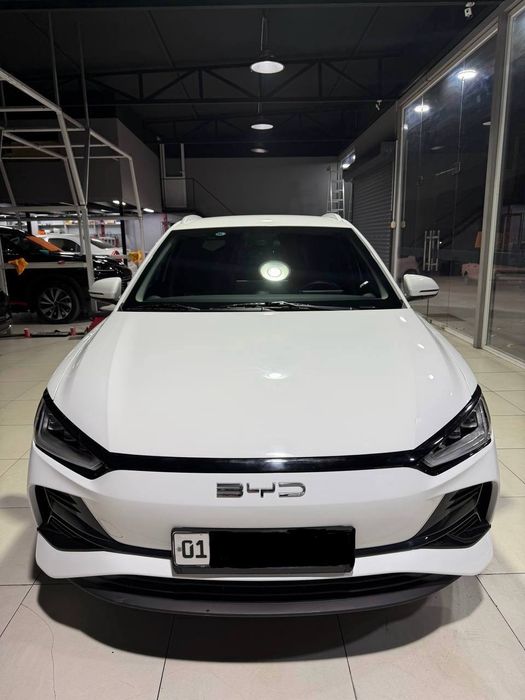 Byd e2 luxury sotiladi