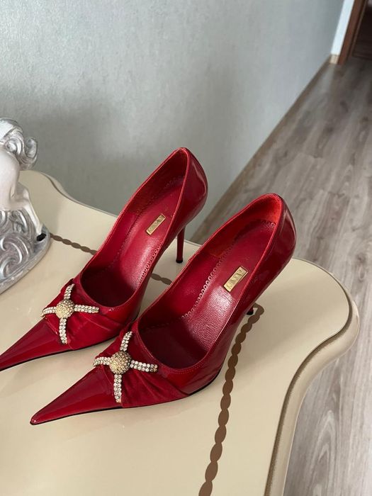 Продам  туфли в отличном состояний