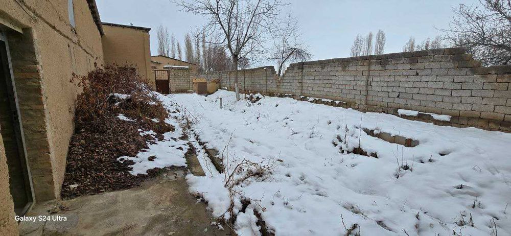 УчКахрамон пост 10 км Гишткуприк 8,86 соток ер сотилади+2 соток захват