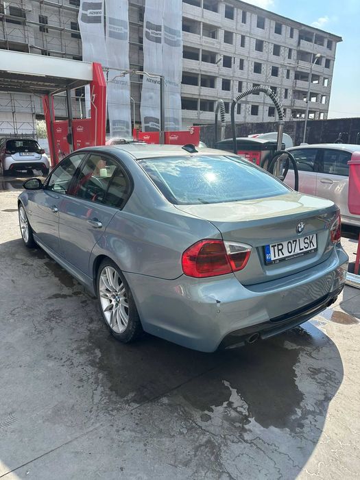 Vand Bmw e90 2005 pachet M trapa automat
