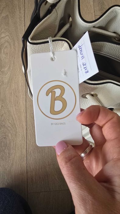 Дамска чанта от изкуствена кожа