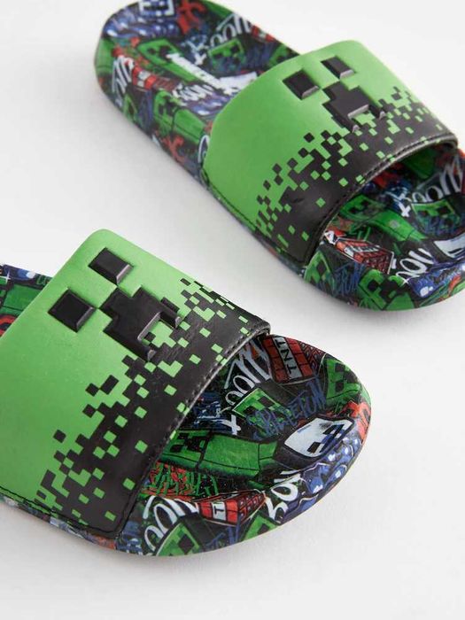 Next Minecraft чехли номер 38