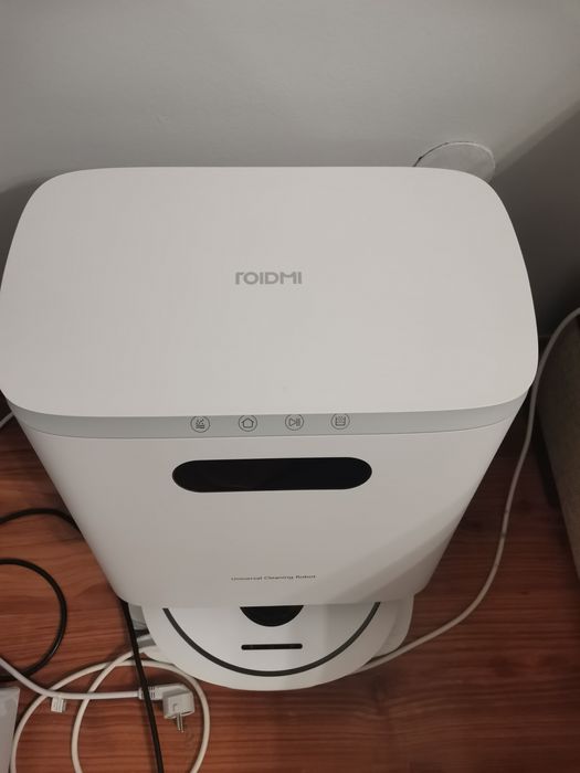 Продам робот пылесос