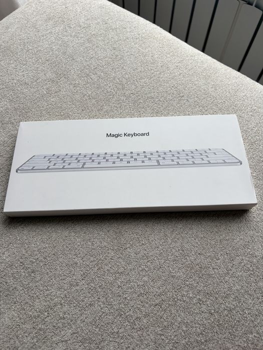 Продам Apple Magic Keyboard (без TouchID)
