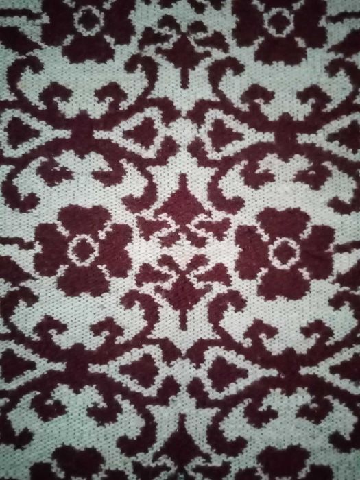 Нова вълнена черга, домашно тъкана постелка,малко тъкано килимче.