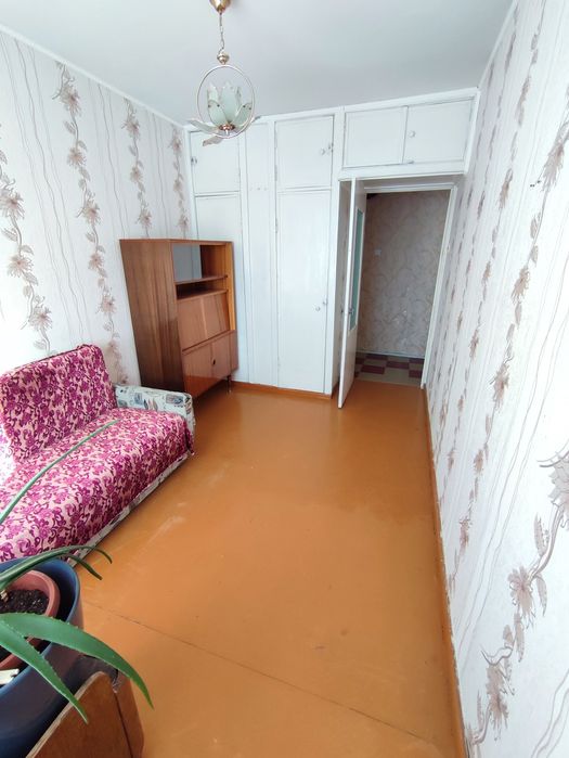 Продается 3-комн (2-45, 4 эт)