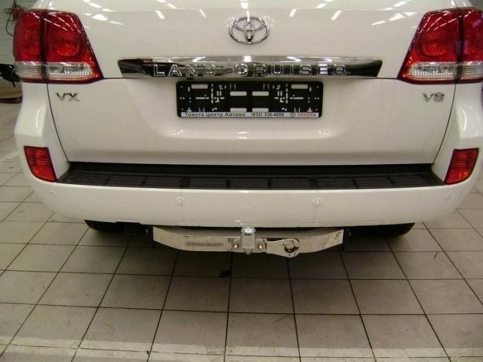 Фаркоп Toyota Land Cruiser