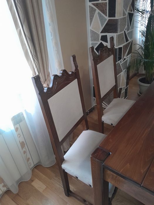 Masa cu 6 scaune lemn masiv