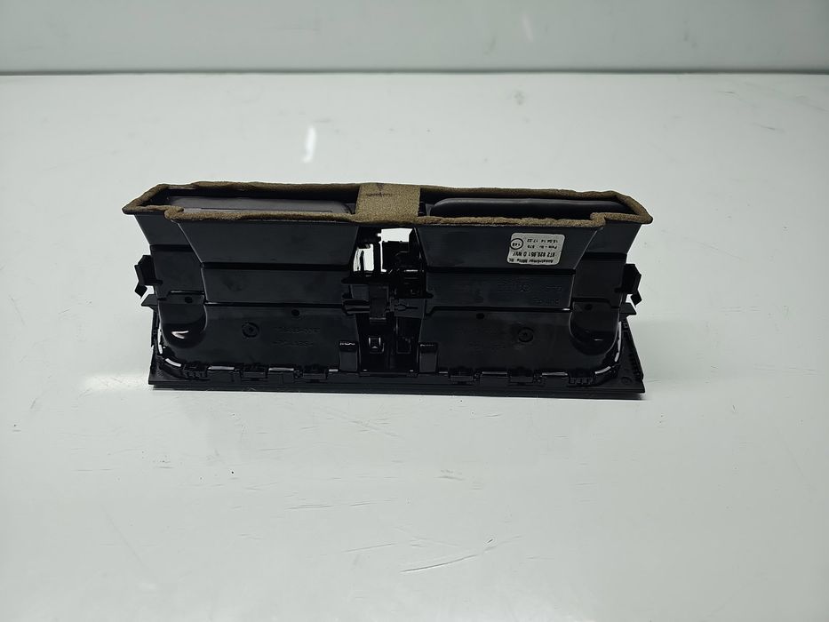 Grila aerisire centrala AUDI A4 (8K2, B8.5) [Fabr 2008-2015] 8T2820951