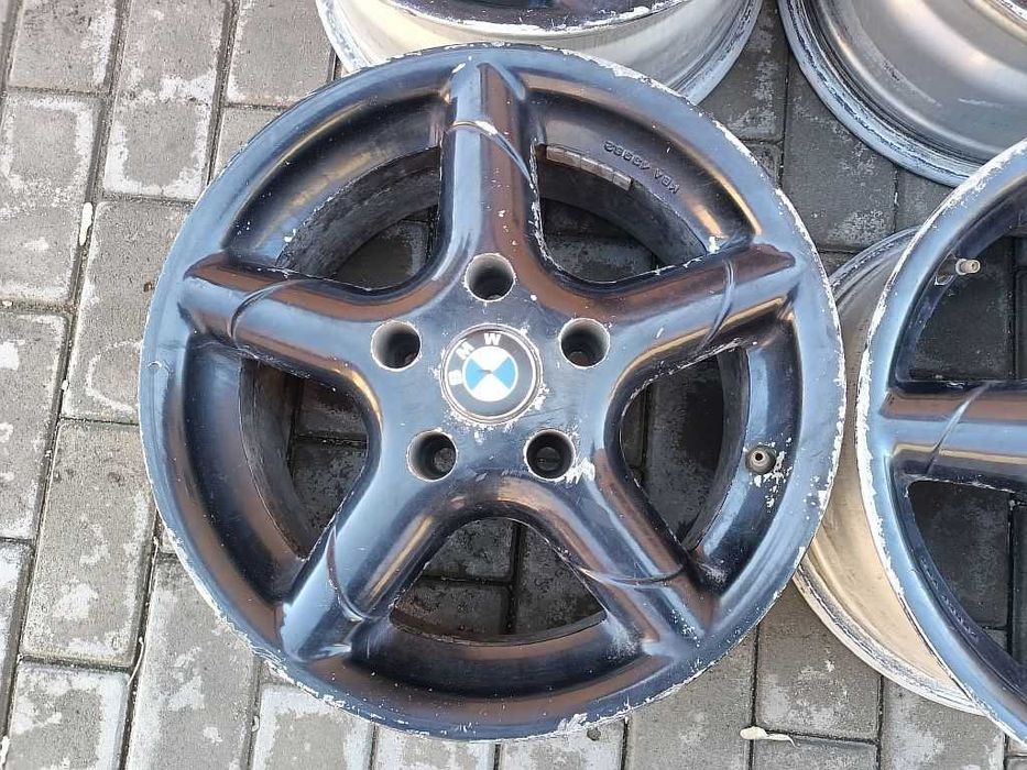 Продам оригинальные легкосплавные диски "EMR" на BMW 5 е39.