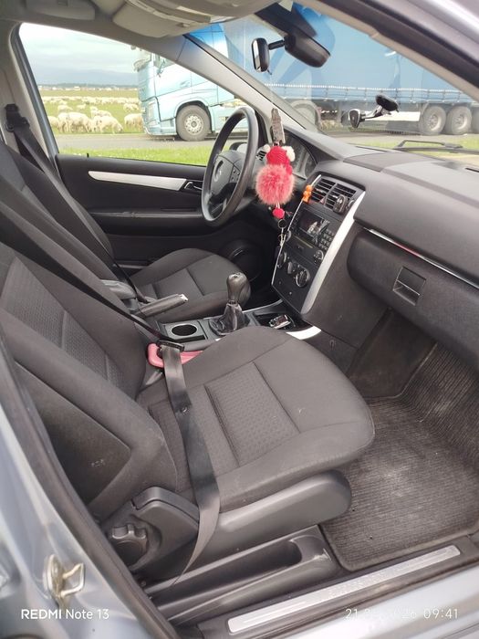 MERCEDES-BENZ B-Class 0 — imagine 5