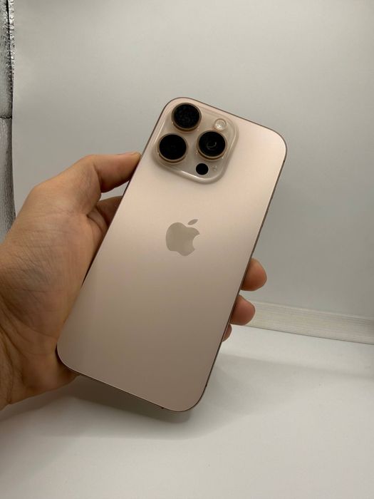 Iphone 16 pro Gold 128 Gb
