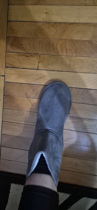 Cizme marime 36.5 noi fara eticheta Geox si cizme blana scurte