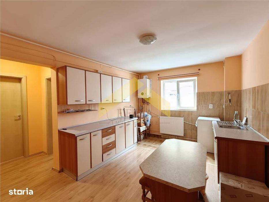 Apartament 2 camere de vanzare zona Lipovei