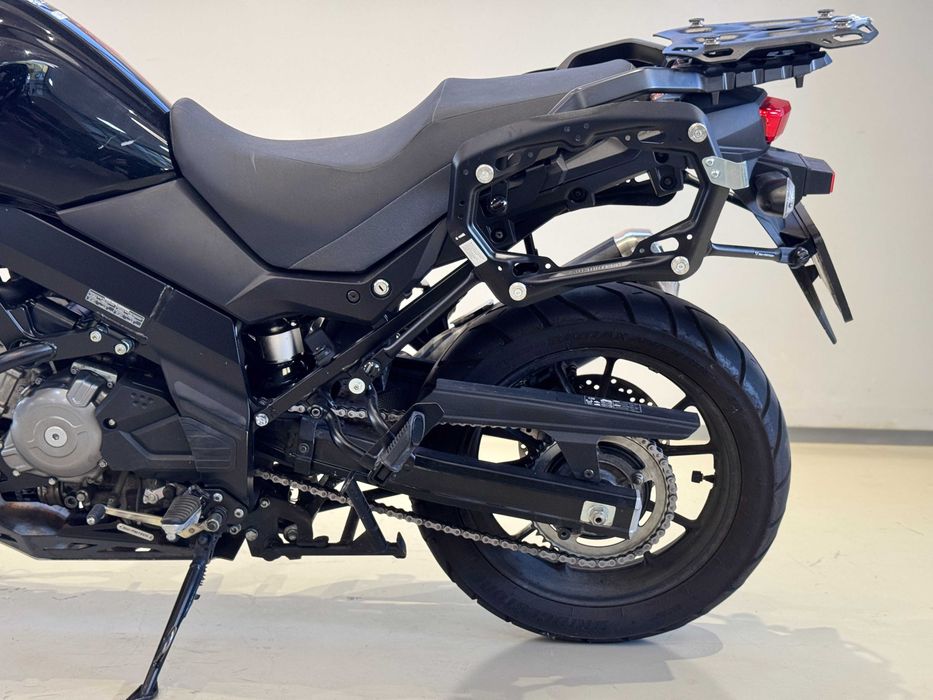 Motocicleta Suzuki V-Strom DL650