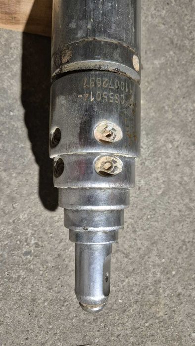 Racheta subtraversari, marca Grundomat