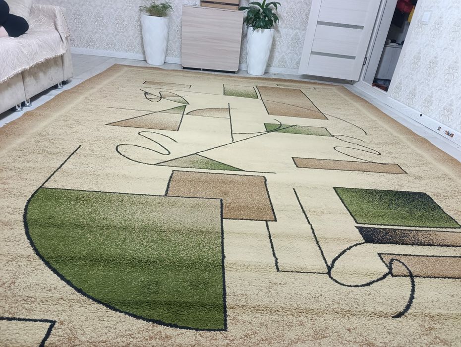 Продам отличный ковер