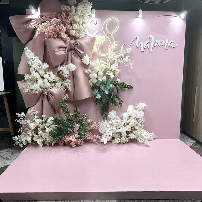 Баннер фотозона 8 марта