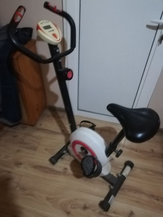 Фитнес велоергометър