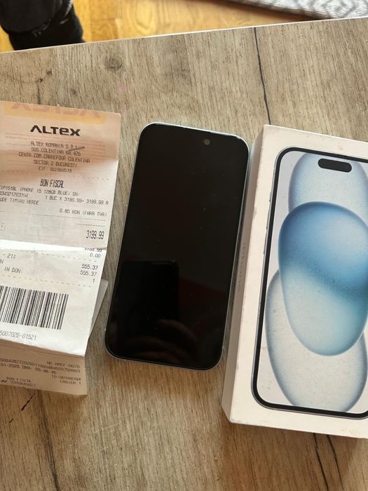 Telefon nou  Iphone 15