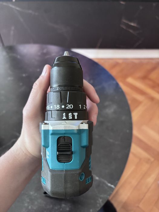 Makita DDF487 autofiletantă