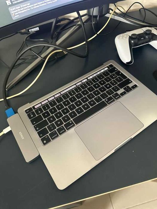 macbook pro m2 8/256gb