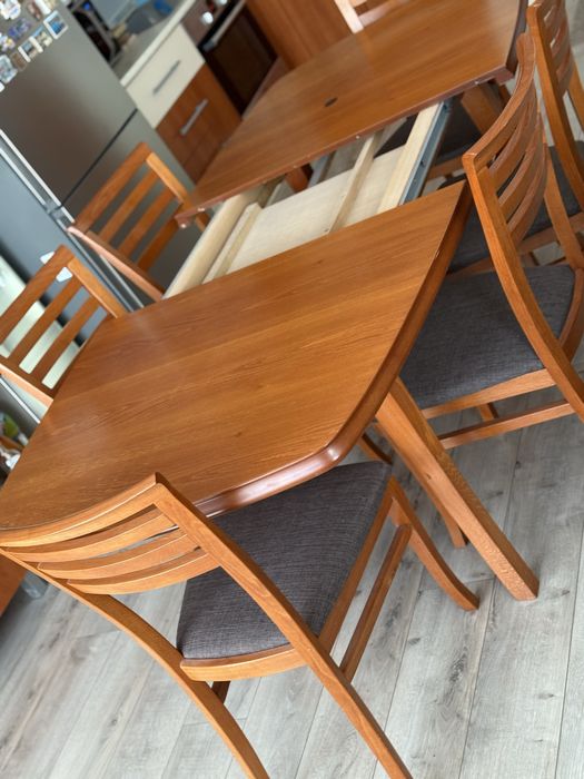 6 стола от масивно дърво