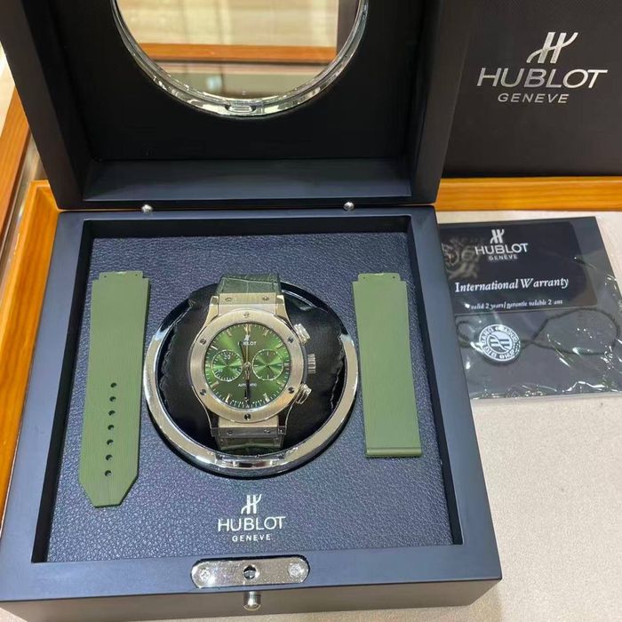 Продам часы Hublot