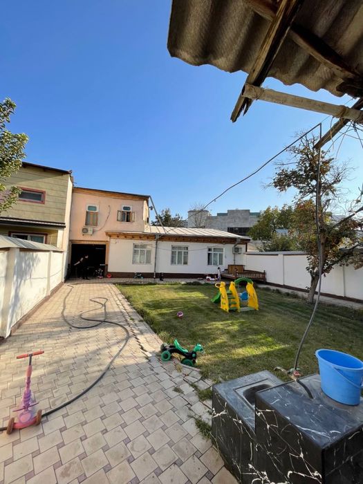 Продается дом на Юнусабаде