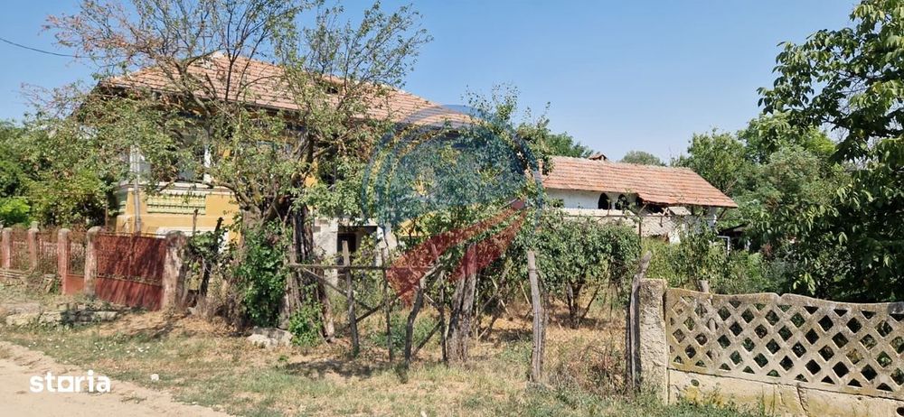 Casa de vanzare  5 camere + teren 2200 mp in loc. Calopar satul Bazdan