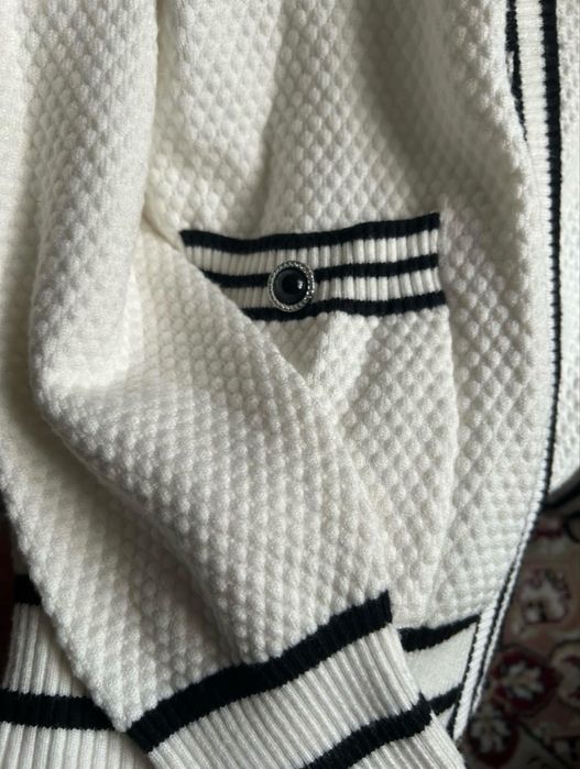 белый кардиган размер:S/M